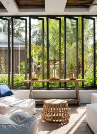 Ahu Bay living space