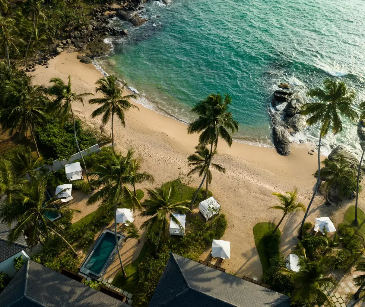 Ahu Bay