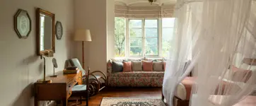 Luxury-Room-banner-des-1920×800-1