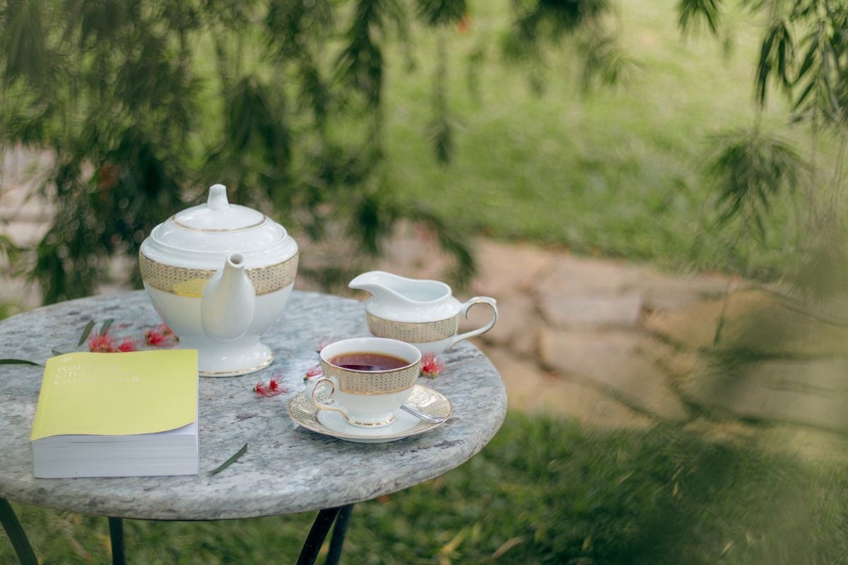 Tea pot